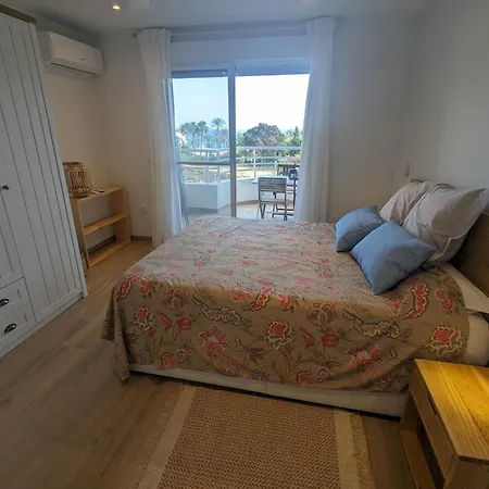 Apartment La Caleta *